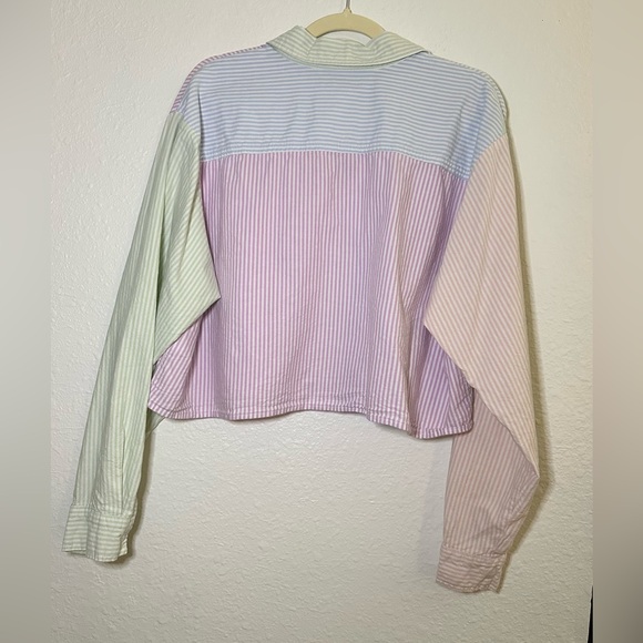 184. Arizona Jean Co. Vintage Color Block Stripe Crop Button Down Top - Picture 5 of 10